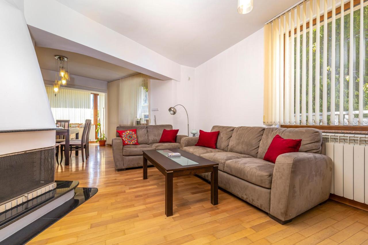 2Bd-2Bthr Apartment Close To The Ancient Town Plovdiv Luaran gambar